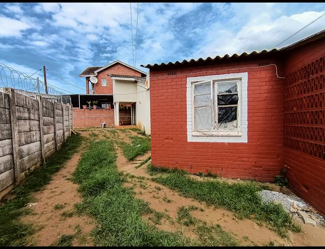 3 BEDROOM HOUSE FOR SALE IN ROCKFORD